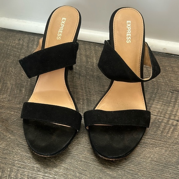 EXPRESS black strappy sandal 4 inch heel pumps women’s shoes size 9 - Picture 1 of 4